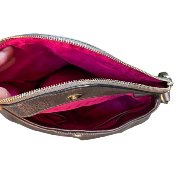 Juicy Couture Iridescent Tunnel Crossbody Shoulder Bag - Picture 4 of 16
